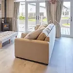 Holiday home Stunning At Bay - Dog Friendly